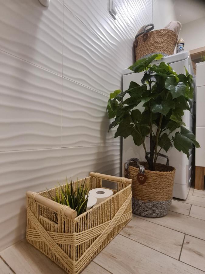 Mostowa 23 Bruno Apartment, Self Check-In 24H, Free Parking, Air-Conditioning Poznan Exterior photo